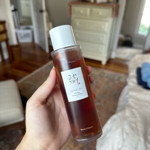 Used one time, brand new beauty of Joseon ginseng esscene water